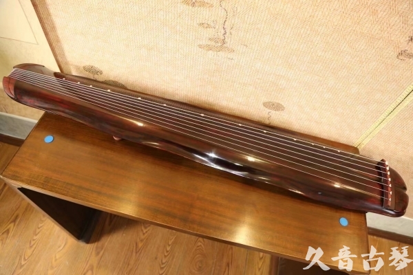 长治市●久音古琴  ●今日推荐  20230516【收藏级断纹蕉叶】